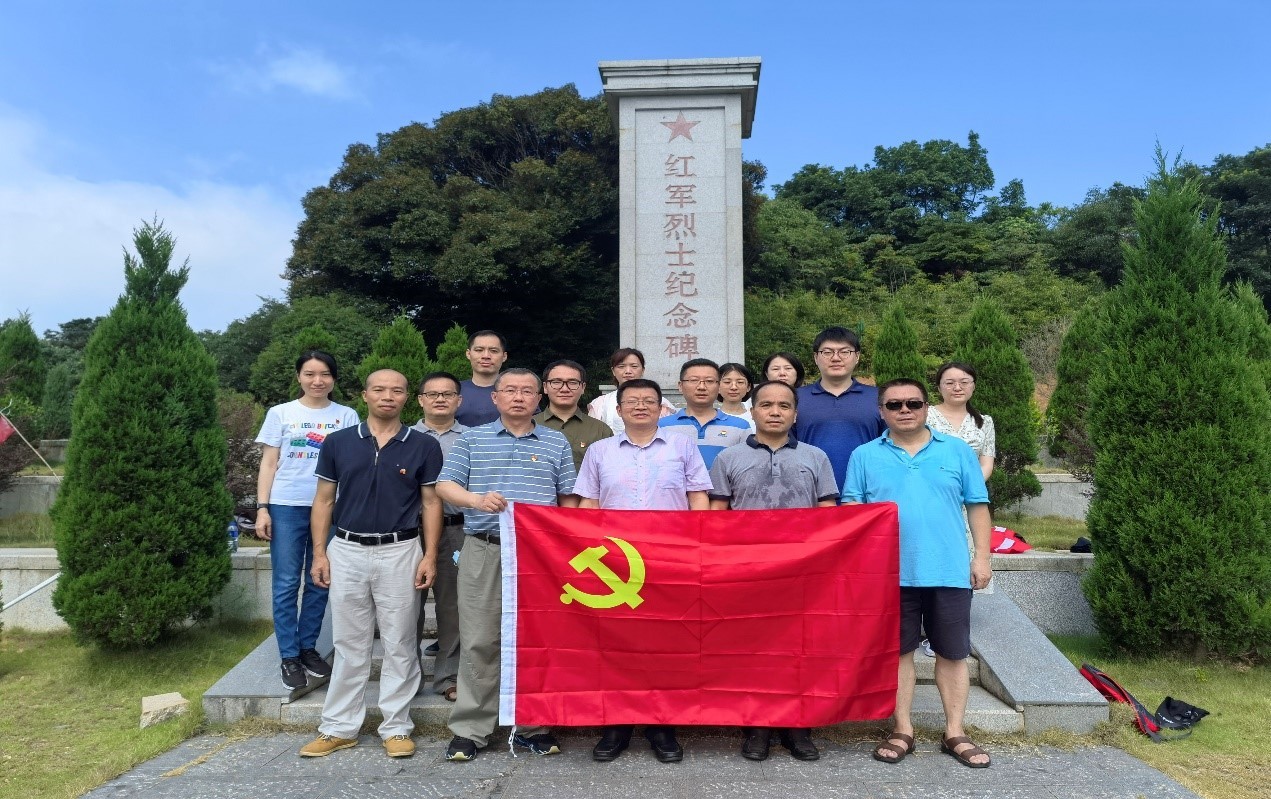 隆發(fā)第四支部黨日活動(dòng)2.jpg